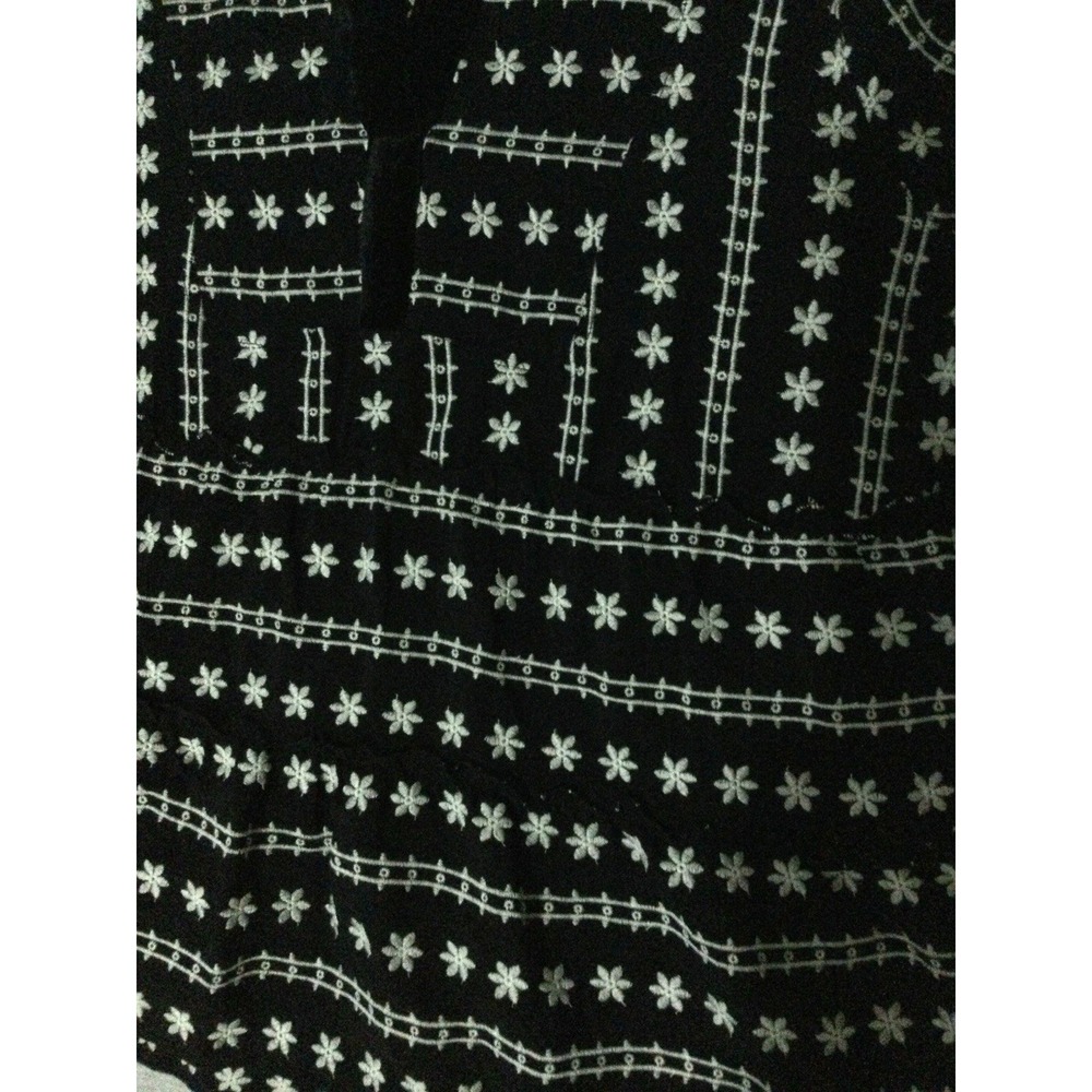 John Mark M Geometric Floral Print Embroidered Front Split V-Neck 3/4 - Picture 3 of 13